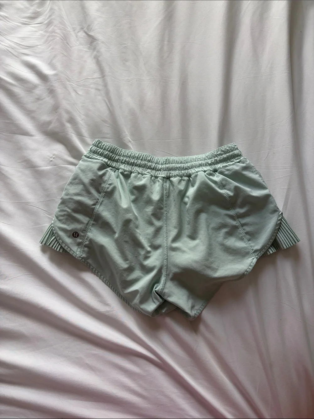 Lululemon Hottie Hot Pleated Mint Green Athletic Shorts - Picture 10 of 12